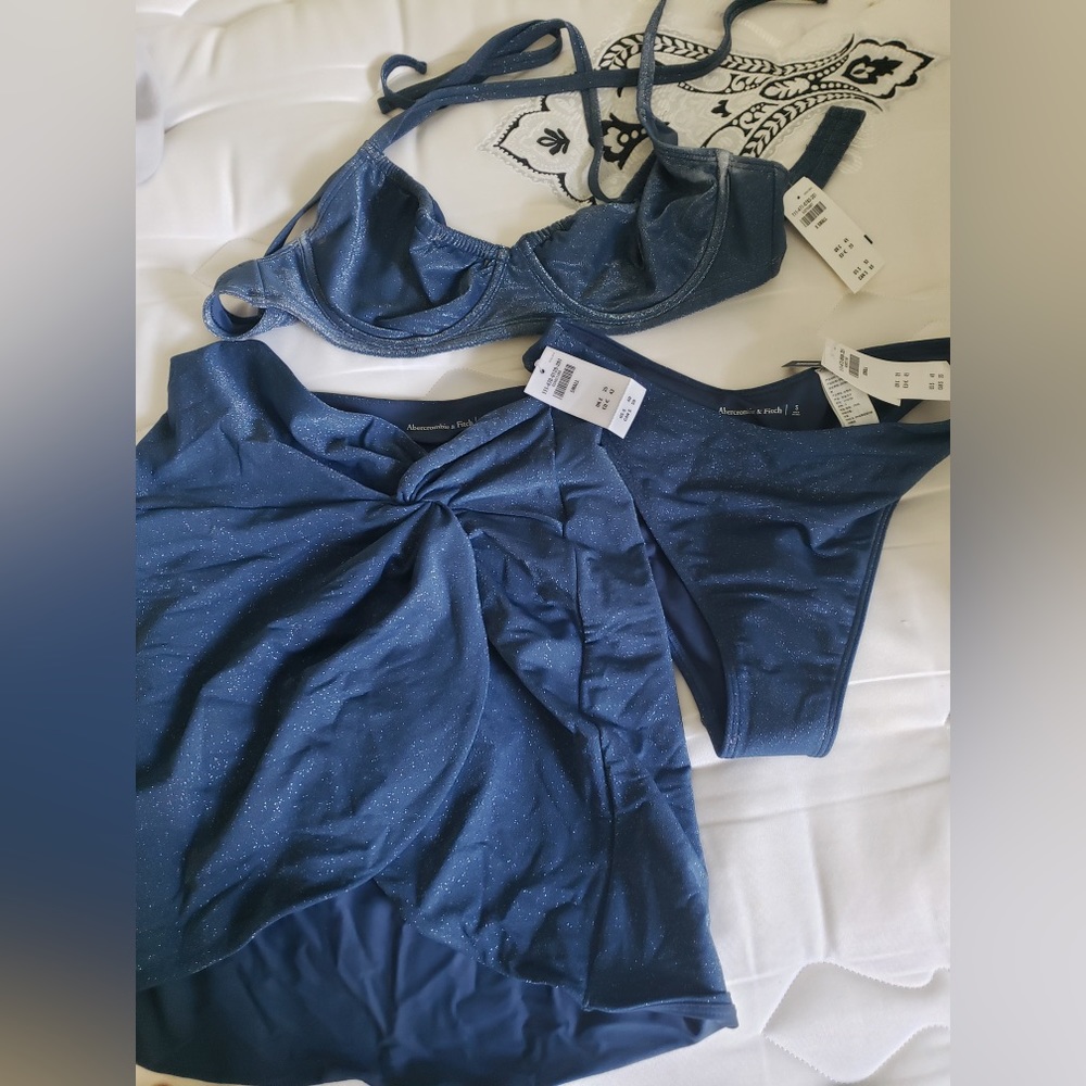 Abercrombie 3 piece swim suit